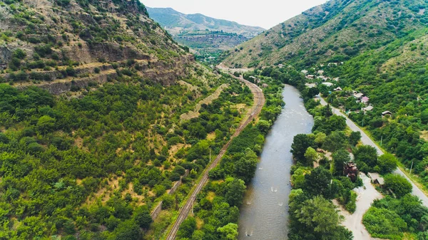 Debed kanyon kasabası Alaverdi, Ermenistan yukarıdan görünüm.