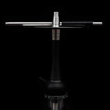 nargile parçası, modern tasarım, siyah bir arka plan üzerinde.