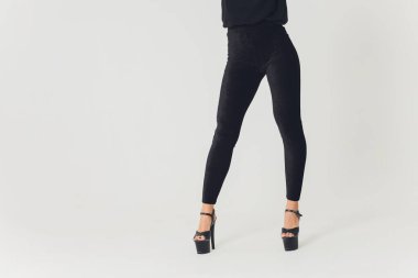 Ayak üzerinde kutup dans yüksek topuklu ayakkabılara kadar kapatın.