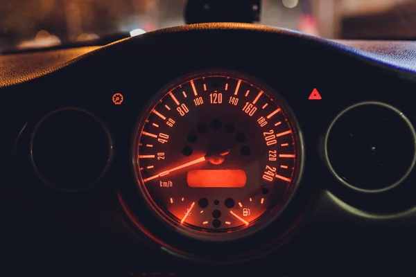 Close up shot of a speedometer in a car. — Stock Photo, Image