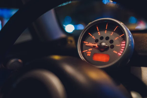 Close up shot of a speedometer in a car. — Stock Photo, Image