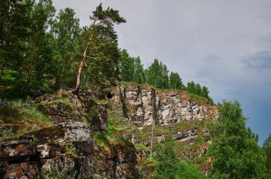 Bashkortostan Cumhuriyeti, nehirler, yaz İdrisovskaya mağarası.