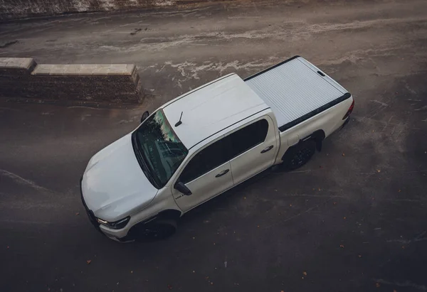 Ufa, Russia, 3 June, 2020: Toyota Hilux SUV, truck in white color. on the street road 3 June, 2020 — Stock Photo, Image