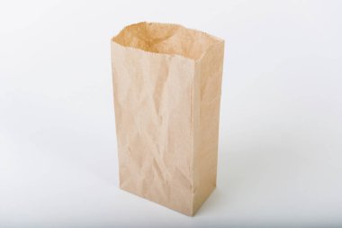 Reklam ve arka plan marka mockup şablonuna boş kahverengi kağıt torba. 