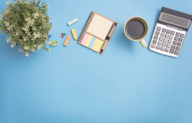 Uzay mockup şablonu ve iş ileti örneği kopyalayın. arka plan reklam kapak tasarımı.