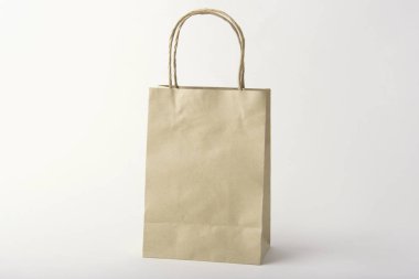 Reklam ve arka plan marka mockup şablonuna boş kahverengi kağıt torba. 