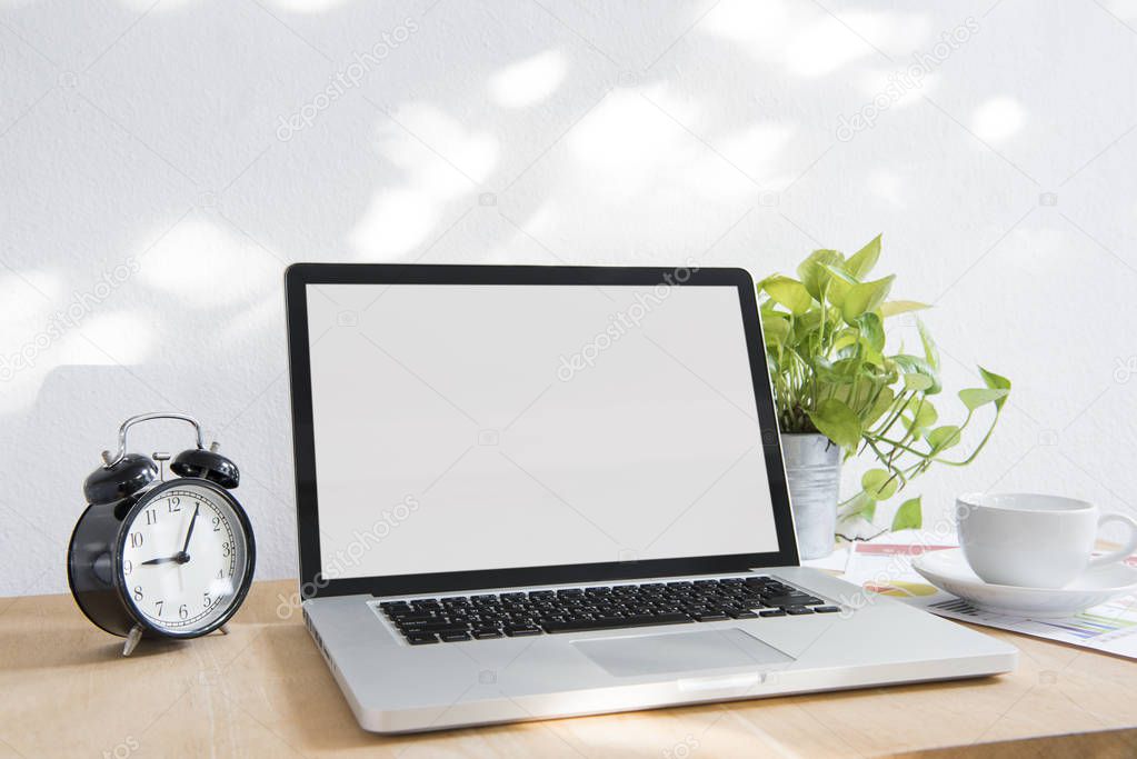 Download Computer Laptop Blank Screen Mockup Creative Design Technology Template — Stock Photo ...