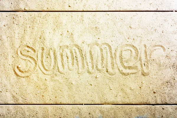 Καλοκαίρι Λέξη Γραμμένη Μια Αμμώδη Παραλία Διακοπές Φόντο Έννοια Χώρο — Φωτογραφία Αρχείου