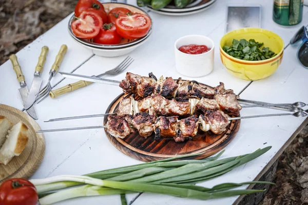 Homemade Grilled Skewers Chimichurri Sauce Served White Wooden Board Wooden — Stock Photo, Image