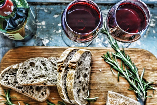 Vino Rosso Spuntini Fondo Antico Legno Natale Ringraziamento Vino Parmigiano — Foto Stock