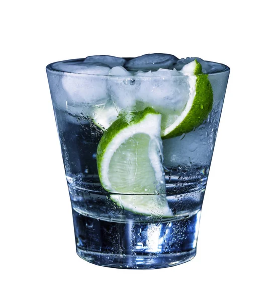 Alcoholische Cocktail Witte Rum Met Kalk Geïsoleerd Wit — Stockfoto