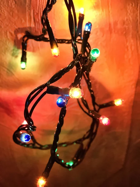 Χριστουγεννιάτικη Γιρλάντα Χρωματιστές Λάμπες Φωτός Close Μακροεντολή Αντίγραφο Χώρου — Φωτογραφία Αρχείου