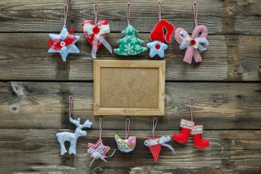 Çerçeve 2019, ev yapımı Noel oyuncak, Noel süsleri, ahşap