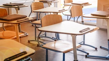 Boş sınıf, okul için