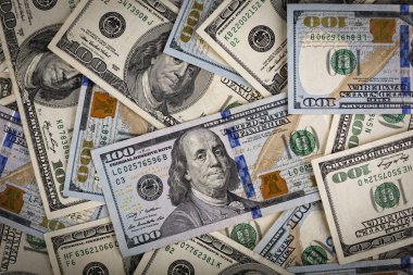 100 dolar faturaları yakın çekim. Para arka plan