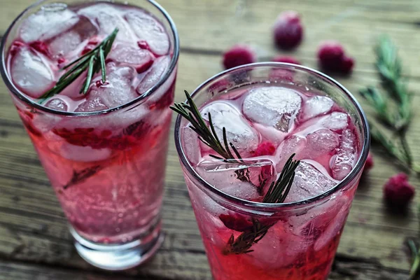 Raspberry Mojito Bebida Refrescante Com Tônico Gelo Alecrim Verão Festa — Fotografia de Stock