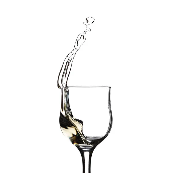 白い背景に コピー領域に分離されたワインのスプラッシュ — ストック写真