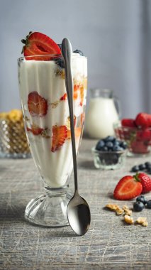 gecede yulaf, yulaf lapası, yulaf ezmesi, yaban mersini ahududu, iyileşmek