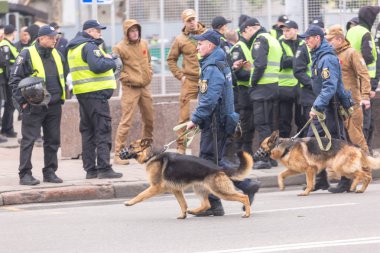 dünya savaşı, , baton rouge, hong kong, siyah hayatlar önemli, jonathan bachman, ieshia evans, askeri geçit töreni, kievan rus, molotov ribbentrop