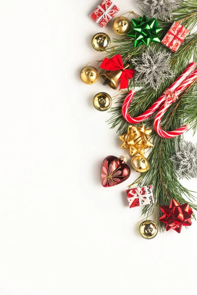 Blahopřání, větve stromů, borovice kužel, akvarel Vánoce, s — Stock fotografie