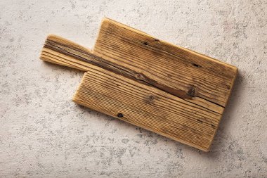 Gri betondan mutfak kesme tahtası