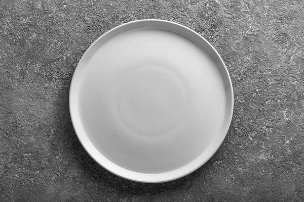 Ceramic Empty Plate Grey Concrete Background — Stock Photo, Image