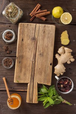 Geleneksel tıp, geleneksel tıp için eski tarifler. Alternatif bitkisel ilaçlarda kullanılan geleneksel Çin bitkileri.