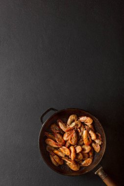 Metin için fotokopi alanında kızarmış karides