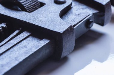 Lekeli Boru Anahtarının kısmi görünümü