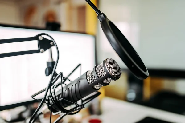 Close Image Microphone White Computer Screen Background — Stock Photo, Image