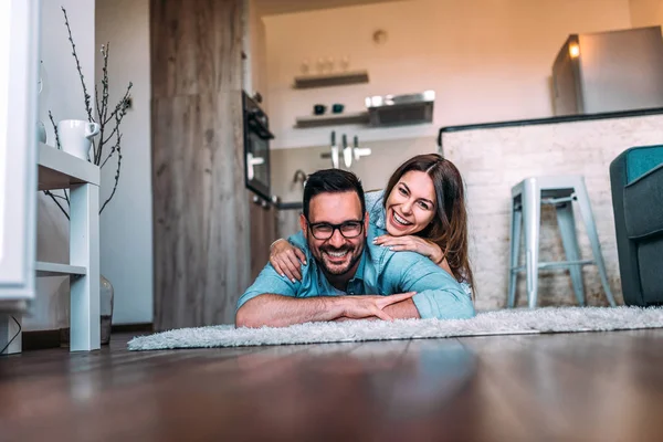 Retrato Casal Amoroso — Fotografia de Stock