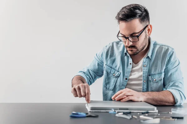 Young Computer Technician Disassembling Laptop — Stock Photo, Image