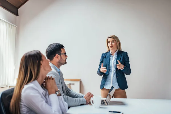 Reunião Pessoal Sala Conferências Escritório — Fotografia de Stock