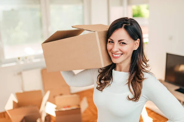 Moving Concept Close Image Cheerful Young Woman Holding Cardboard Box — Stock Photo, Image