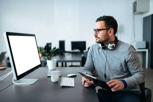 Sales Marketing Manager Analyzing Data Report Checking Project Results Screen — Stock Photo, Image