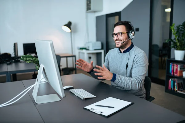 Happy Handsome Operator Headset Working Modern Office — Stock Photo, Image