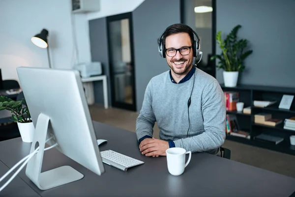 Portrait Young Male Call Center Employee His Office — Stock Photo, Image