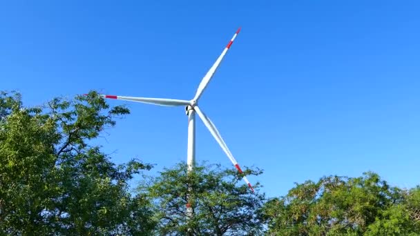 Central Eólica Turbina Eólica Operação Fonte Energia Alternativa Verde Lâminas — Vídeo de Stock