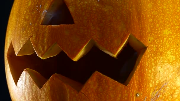 Dynia Błyszczącymi Głowy Spośród Rano Płonący Świece Celebracja Halloween Straszny — Wideo stockowe