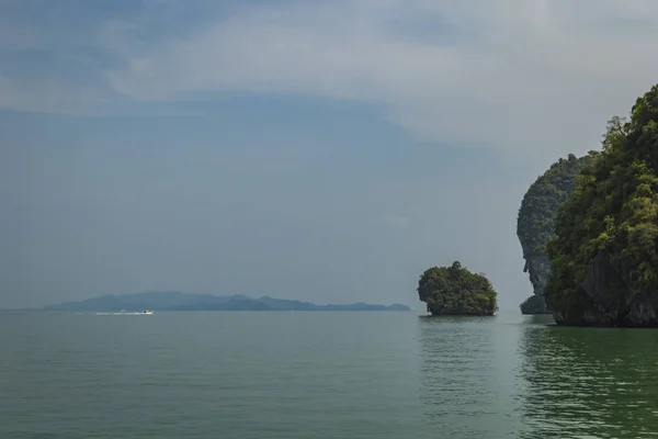 Isole Alte Scogliere Thailandia — Foto Stock