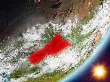 Sunrise son derece detaylı yüzey dokuları ve bulutlar Dünya gezegeninin yörüngeden Orta Afrika. 3D çizim. Nasa tarafından döşenmiş bu görüntü unsurları.