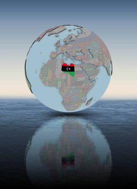 Libya Ulusal bayrağını su yüzeyi üzerinde küre ile. 3D çizim.