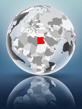 Yarı saydam okyanus parlak yüzeyi ile Mısır dünya üzerinde. 3D çizim.