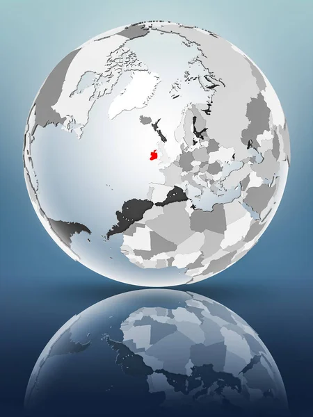 Yarı saydam okyanus parlak yüzeyi ile İrlanda'da dünya. 3D çizim.