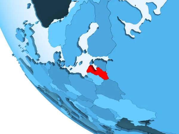 拉脱维亚以红色在蓝色的政治世界上突出显示了透明的海洋 — 图库照片