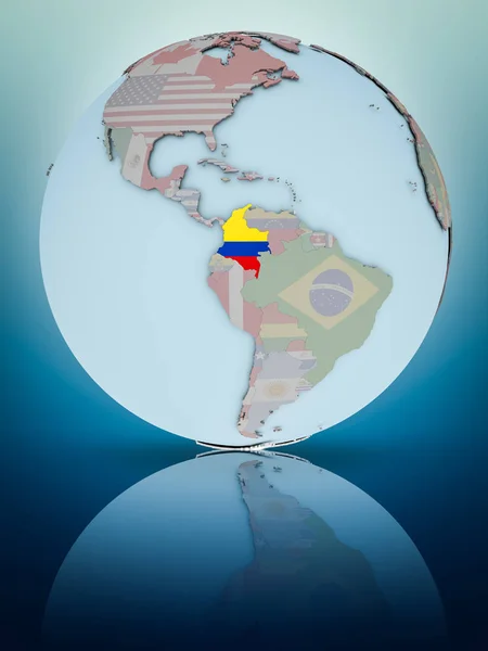 Colombia Met Nationale Vlag Wereldbol Reflecteren Glimmend Oppervlak Illustratie — Stockfoto