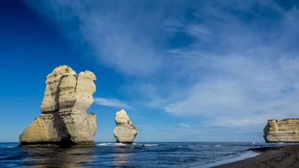 Timelapse Espectaculares Pilas Piedra Caliza Mar Doce Apóstoles Victoria Australia — Vídeos de Stock