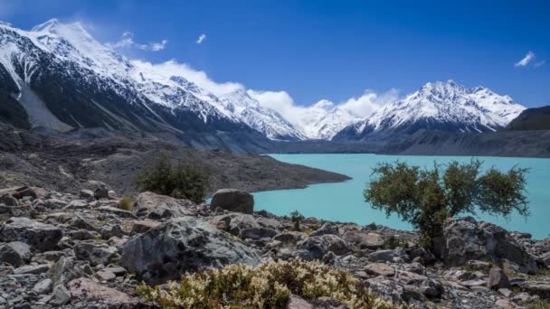 Gyönyörű Tasman Gleccsertó Zélandon Déli Alpok Havas Legmagasabb Csúcsai Körül — Stock videók