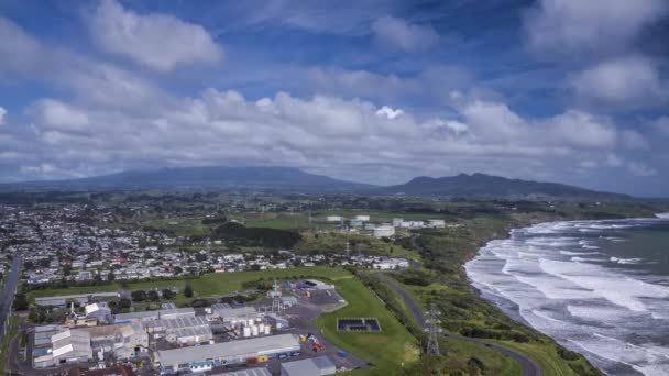 New Plymouth Zélandon Napsütéses Napon Timelapse Videó Gyönyörű Város Tengerparton — Stock videók