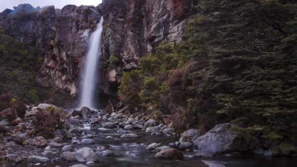 Zeitraffer Video Von Schönen Wasserfall Taranaki Fällt Tongariro Nationalpark Neuseeland — Stockvideo